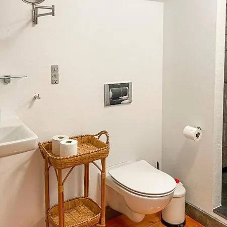 Pet Friendly In Haarby With Sauna Hébergement de vacances